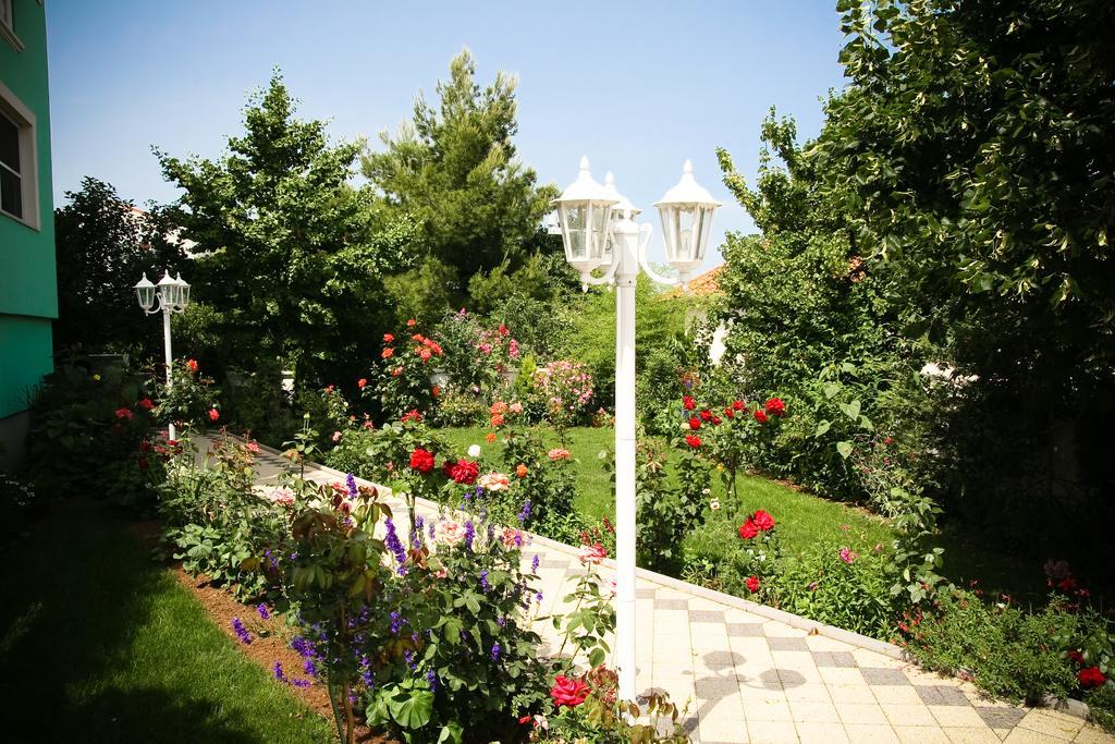 Apartments Katarine Zrinske Водице Екстер'єр фото