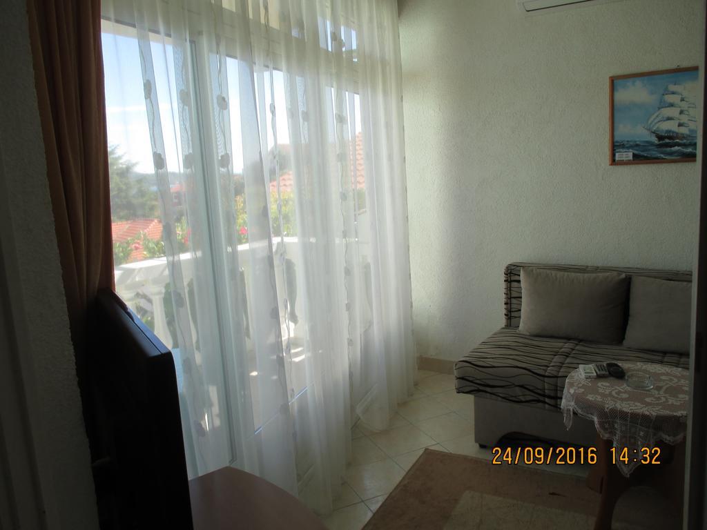Apartments Katarine Zrinske Водице Екстер'єр фото