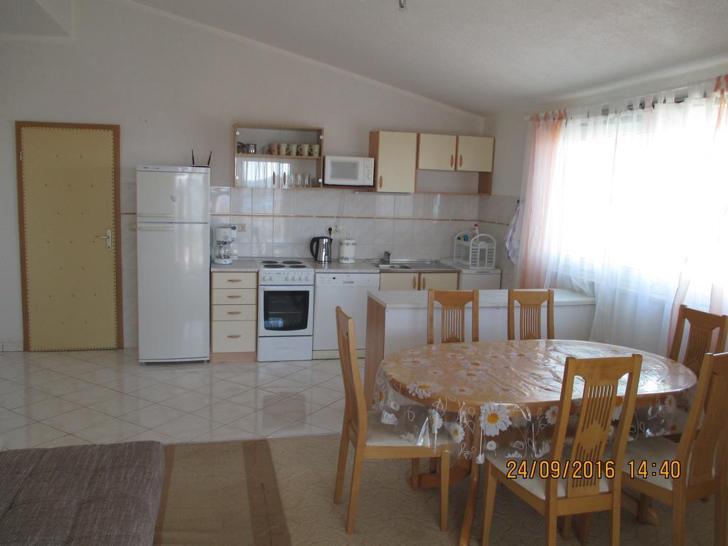 Apartments Katarine Zrinske Водице Екстер'єр фото