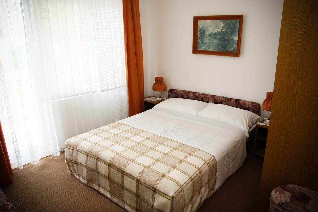 Apartments Katarine Zrinske Водице Екстер'єр фото