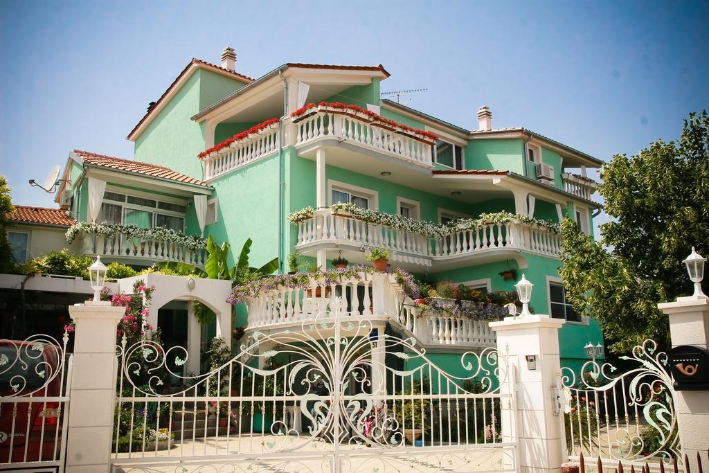 Apartments Katarine Zrinske Водице Екстер'єр фото